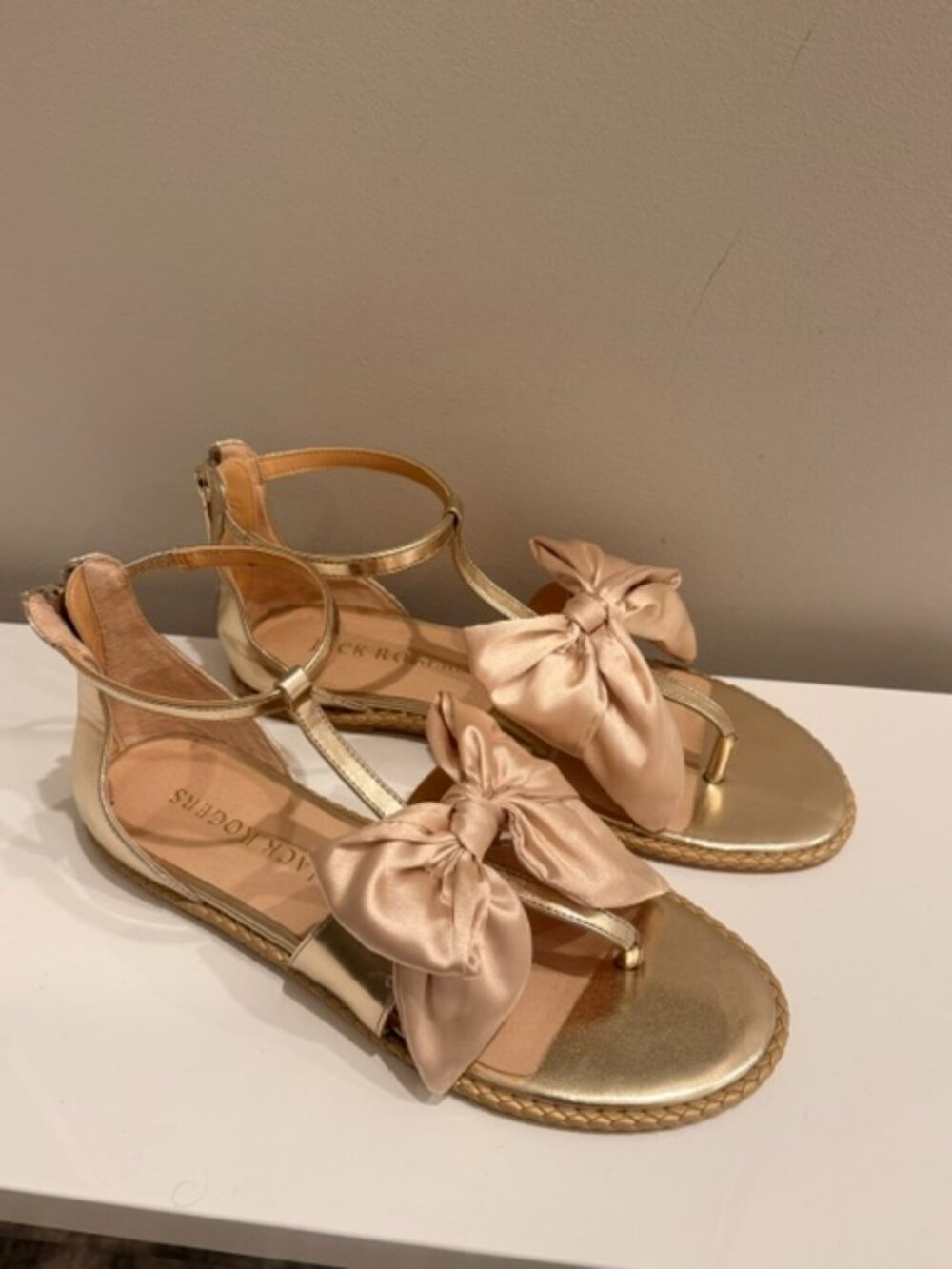 Jack Rogers Heidi Gold Bow Sandal Women Sizse 9